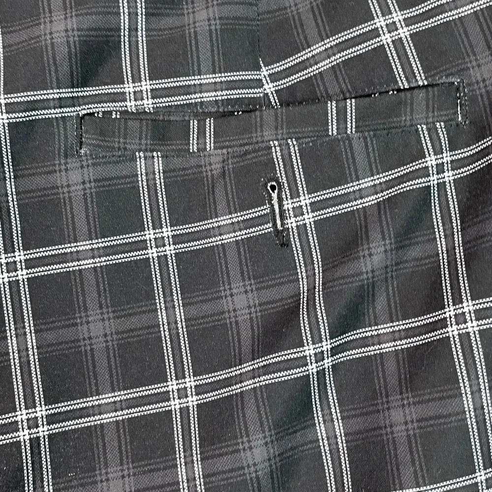 Kirkland Signature Performance Shorts Mens 34 Black Plaid Golf Active Stretch